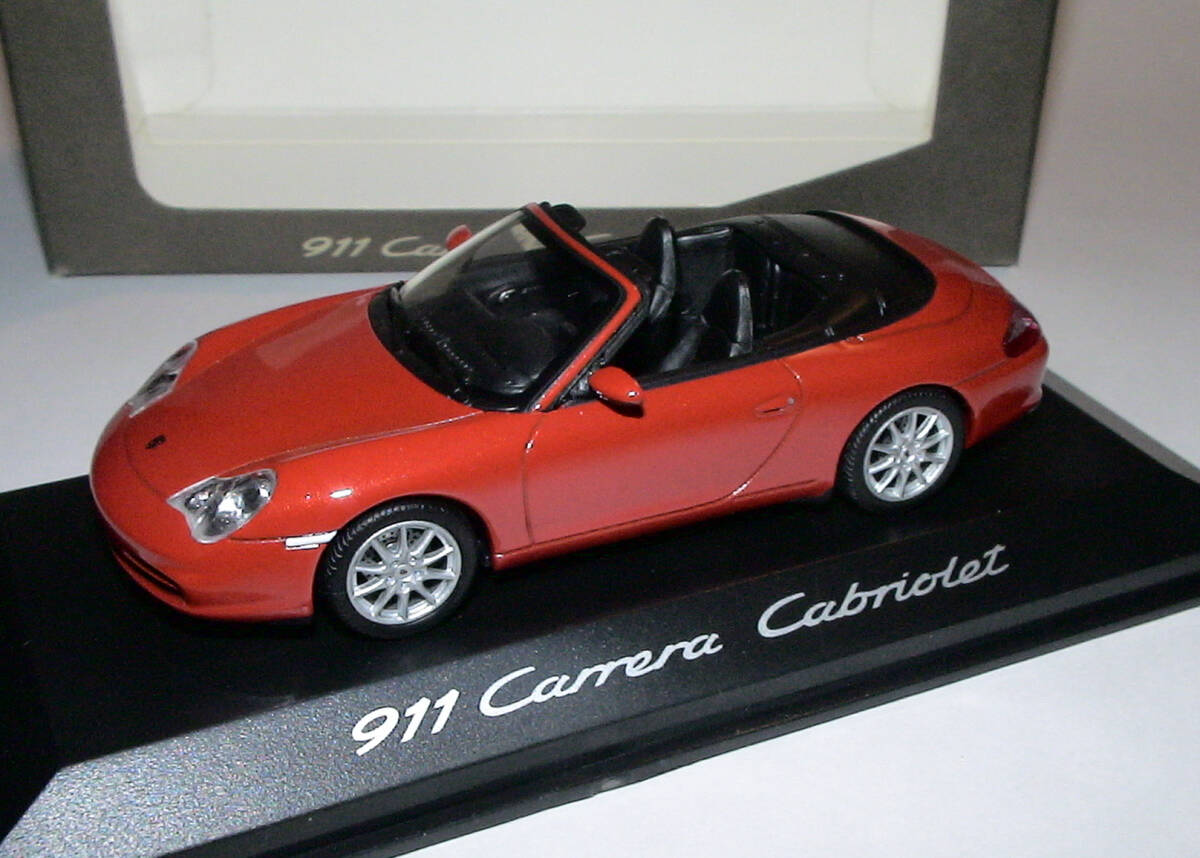 新品【ミニチャンプス】PORSCHE 911 Carrera Cabriolet WAP020 081 12 1/43 ポルシェ