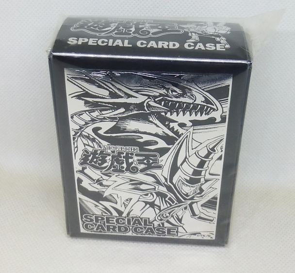 遊戯王 ジャンプビクトリーカーニバル 2015 カードケース 青眼の白龍 ブラックマジシャン