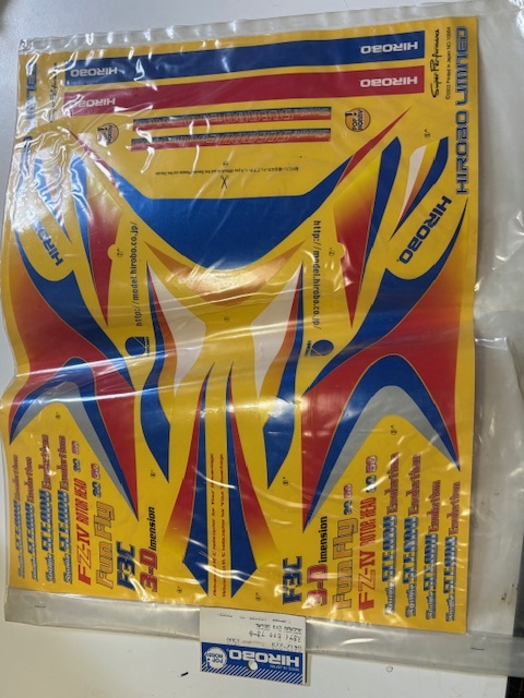 ヒロボー　スカディーEVO　デカール赤