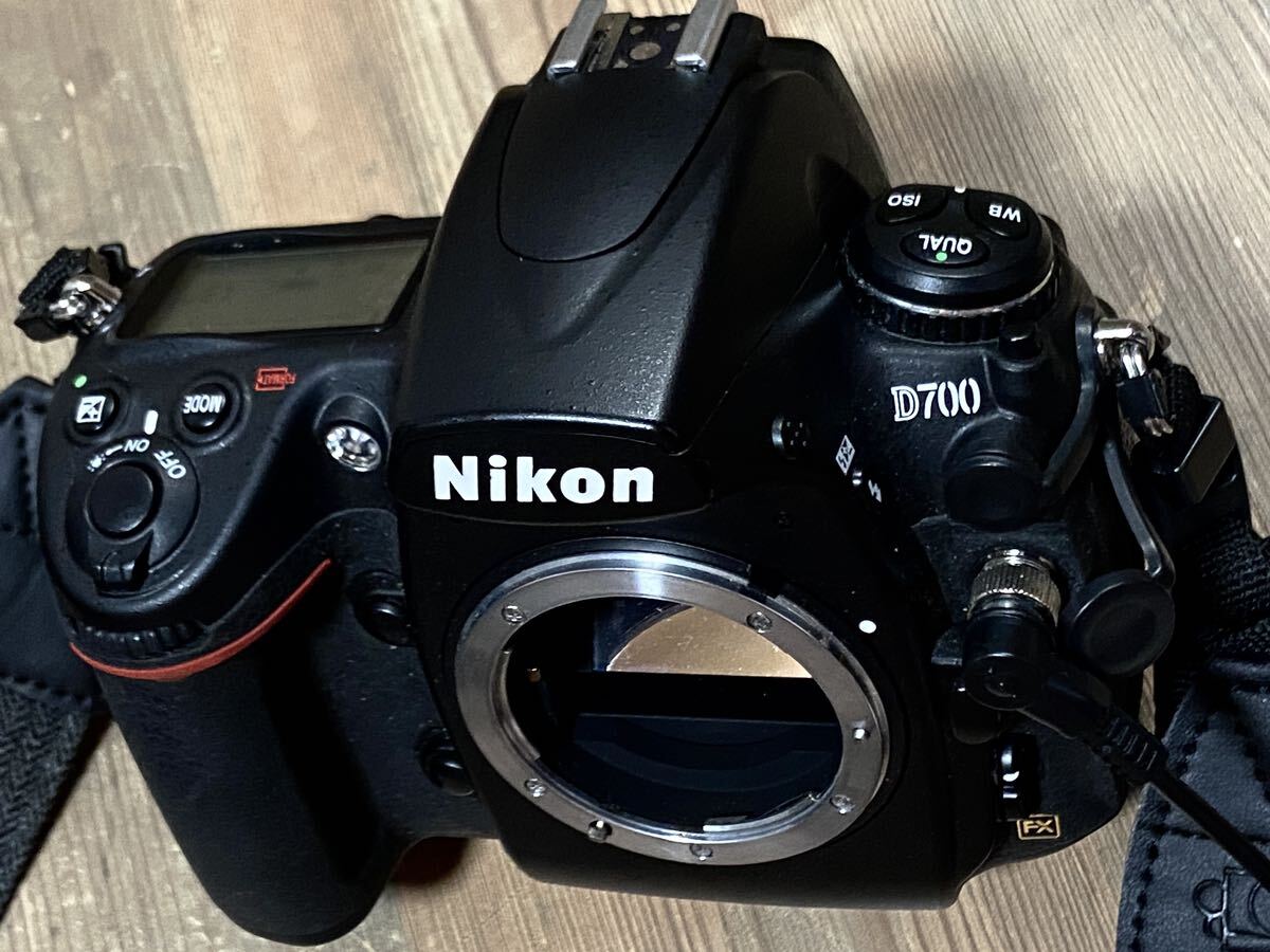 Nikon D700 ボディ フルサイズ一眼レフカメラ 美品 バッテリー 充電器 Yahoo!オークション - フルサイズNikon D700 本体純正バッテリー