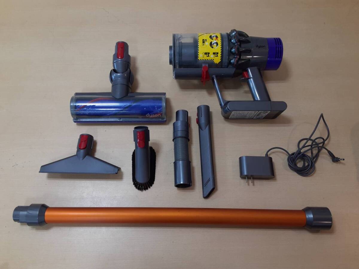【き38】 SV12 dyson ダイソン 掃除機 動作品 コードレスクリーナー 洗浄済み