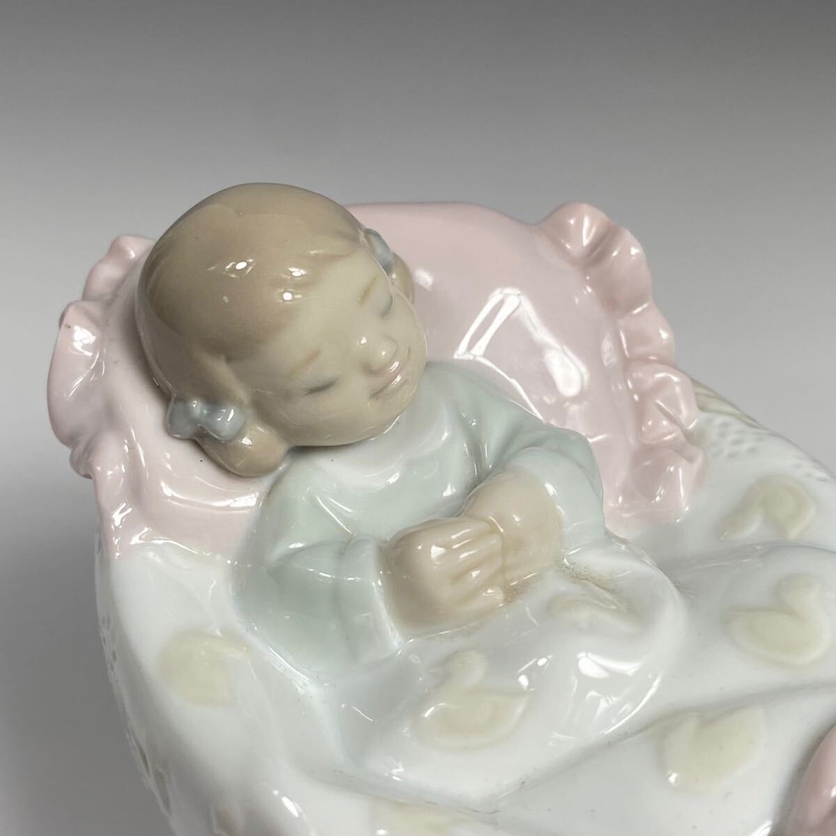 LLADRO/リヤドロ#6977 スイートベイビー A NEW TREASURE BABY LLADRO/リヤドロ#6977 スイートベイビー A NEW TREASURE BABY