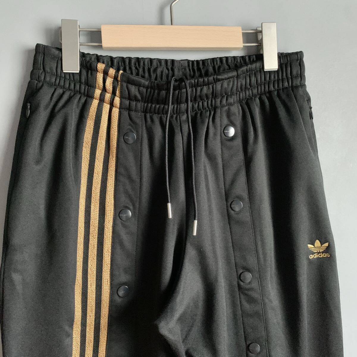 Adidas x IVY PARK トラックパンツ セットアップ ビヨンセ Adidas x IVY PARK トラックパンツ セットアップ ビヨンセ