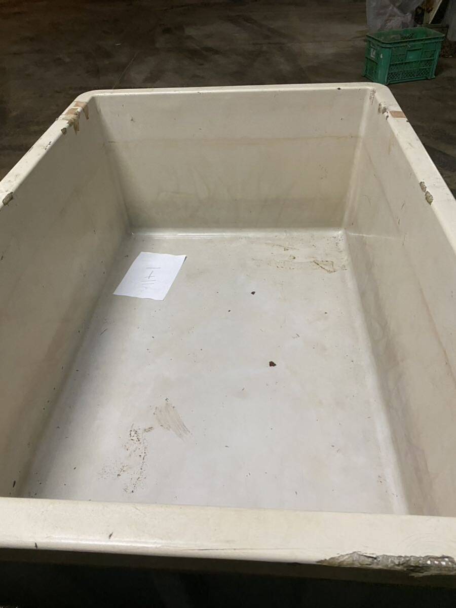 Yahoo!オークション - FRP水槽 橘化成工業 1000L 引き取り限定 Yahoo!オークション - FRP水槽 橘化成工業 1000L 引き取り限定
