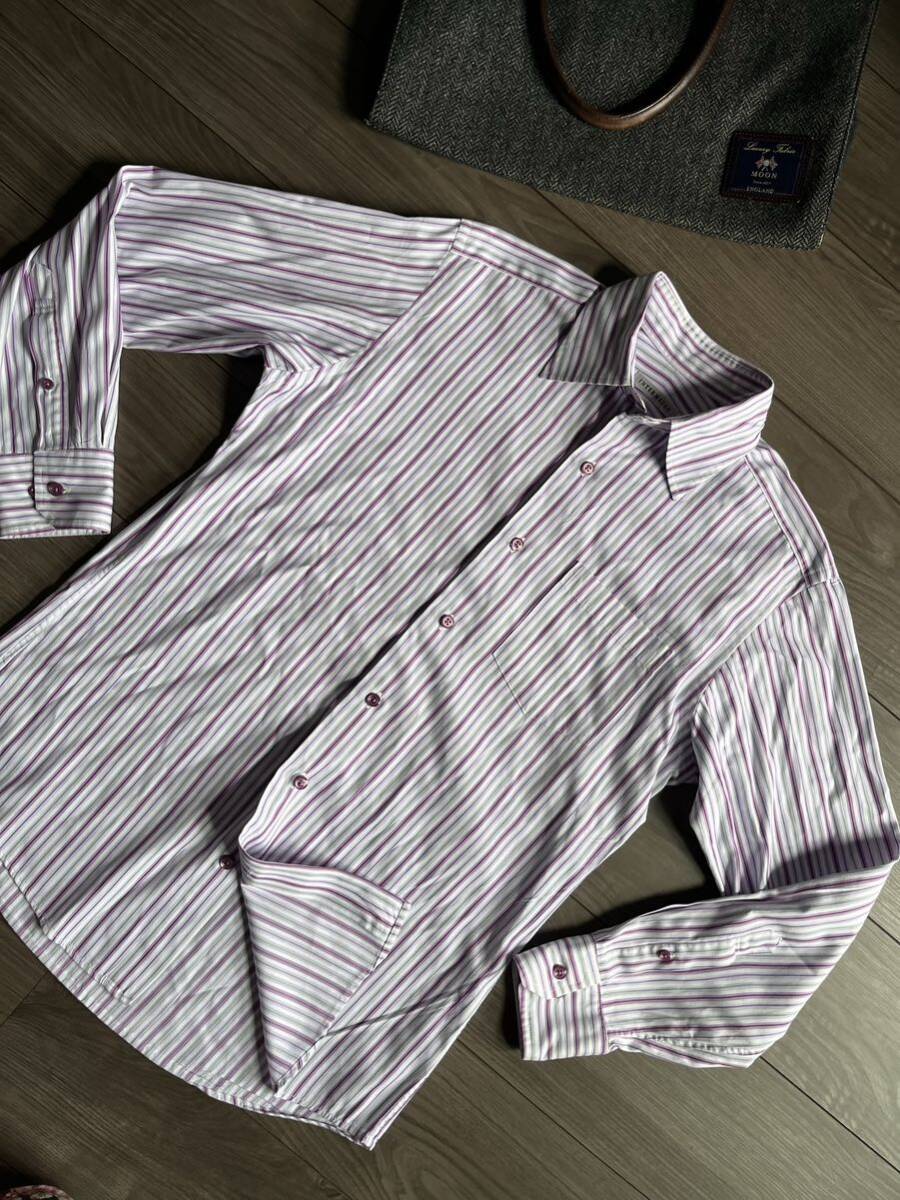 【箱入新品・セット品】INTERMEZZO チェック柄シャツとニットセット 箱入新品・セット品】INTERMEZZO チェック柄シャツとニットセット