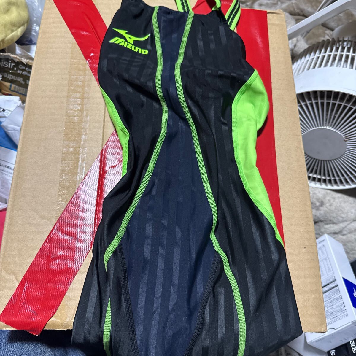 大幅値引歓迎【新品未使用】競泳 競泳水着 学生服 制服 スクール 大幅値引歓迎【新品未使用】競泳 競泳水着 学生服 制服 スクール