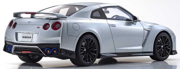 【★カタログ】 京商オリジナル 1/18 samurai 日産 GT-R 2020 (シルバー) 完成品ミニカー KSR18044S　送料無料 新品
