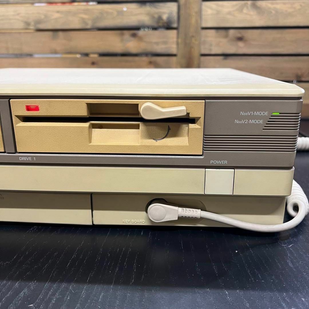 NEC PC-8801mkII FR パーソナルコンピューター キーボード NEC PC-8801mkII FR パーソナルコンピューター キーボード