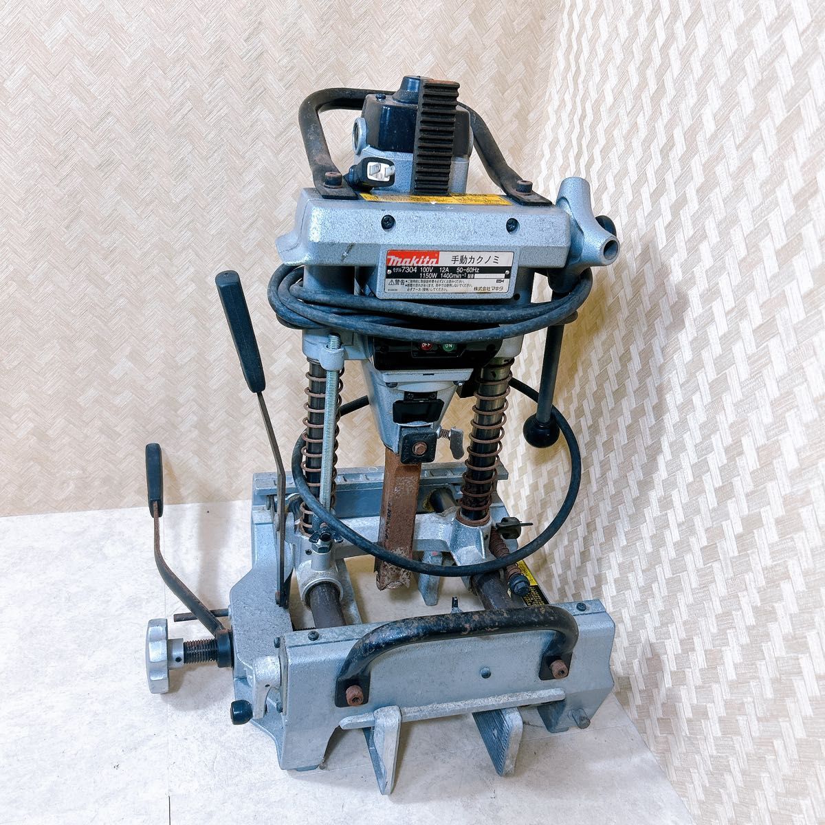 マキタ 手動カクノミ 7304 角ノミ 角のみ 木工 穴あけ マキタ 手動カクノミ 7304 角ノミ 角のみ 木工 穴あけ