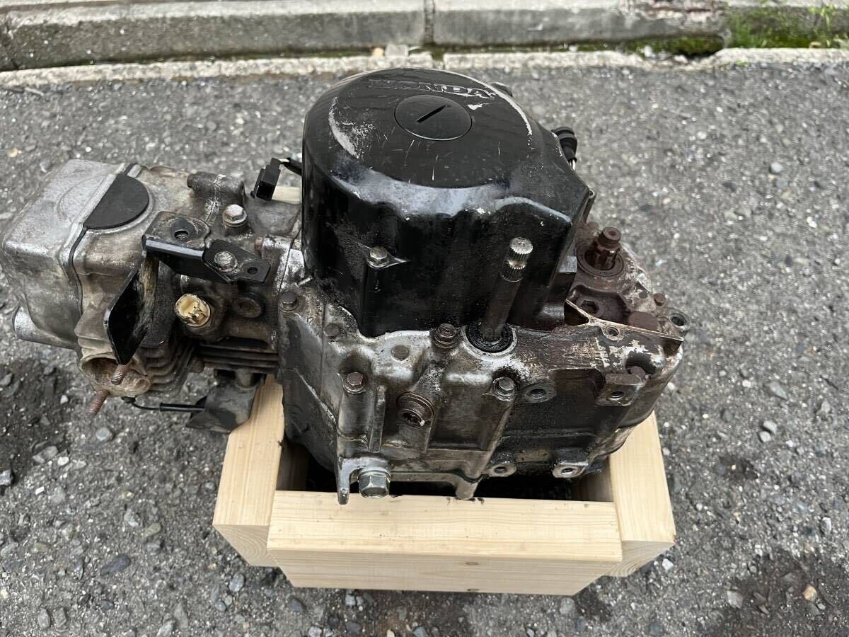 Bibian 比比昂- ホンダプレスカブFI AA01 純正エンジン実働です Bibian 比比昂- ホンダプレスカブFI AA01 純正エンジン実働です