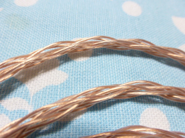 4.4mm5極 (メス) → 4.4mm5極 (オス) 変換ケーブル MOMGAMI 2944 4.4mm5極 (メス) → 4.4mm5極 (オス) 変換ケーブル MOMGAMI 2944