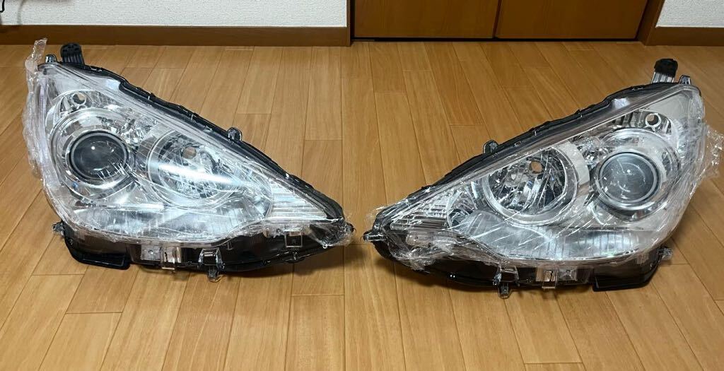 美品　ヘッドライト ヘッドランプ 左右セット トヨタ アクア NHP10 前期 ハロゲン車用 純正タイプ