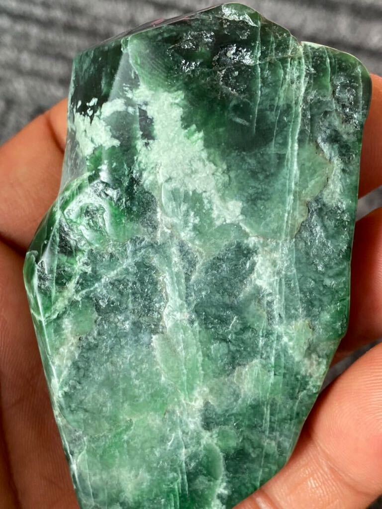 極上品 糸魚川翡翠 天然石 ヒスイ 翡翠 翡翠原石 本翡翠 超稀少