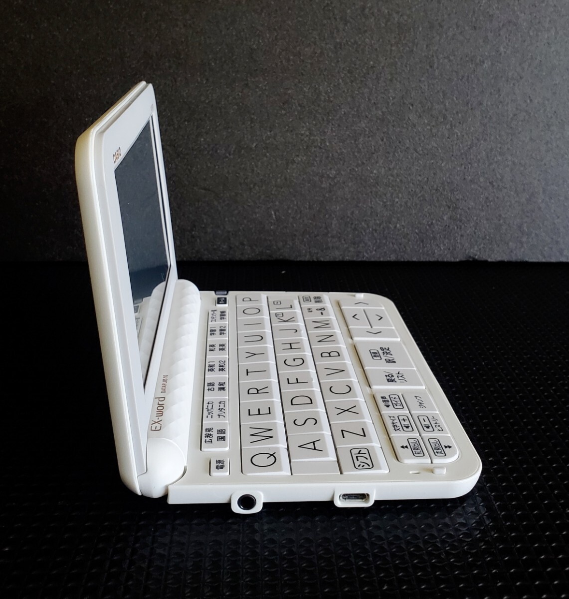 極美品 カシオ CASIO XD-Z4700 電子辞書 高校生モデル EX-word 極美品 カシオ CASIO XD-Z4700 電子辞書 高校生モデル EX-word