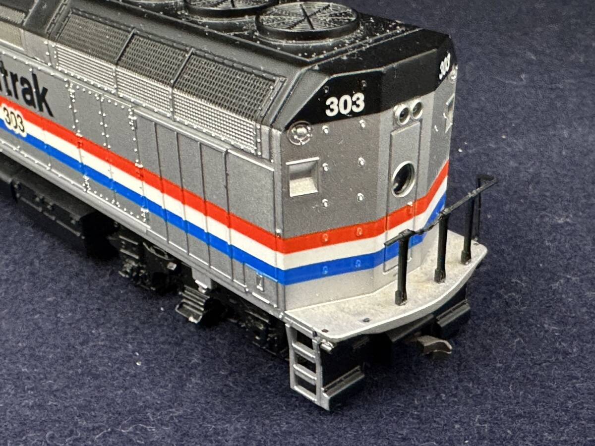 walthers/ウォルサーズ 　Amtrak　 ディーゼル機関車 　HOゲージ 動確 ウォルサーズ HOゲージ アムトラック 303 EMD F40PH 動力車