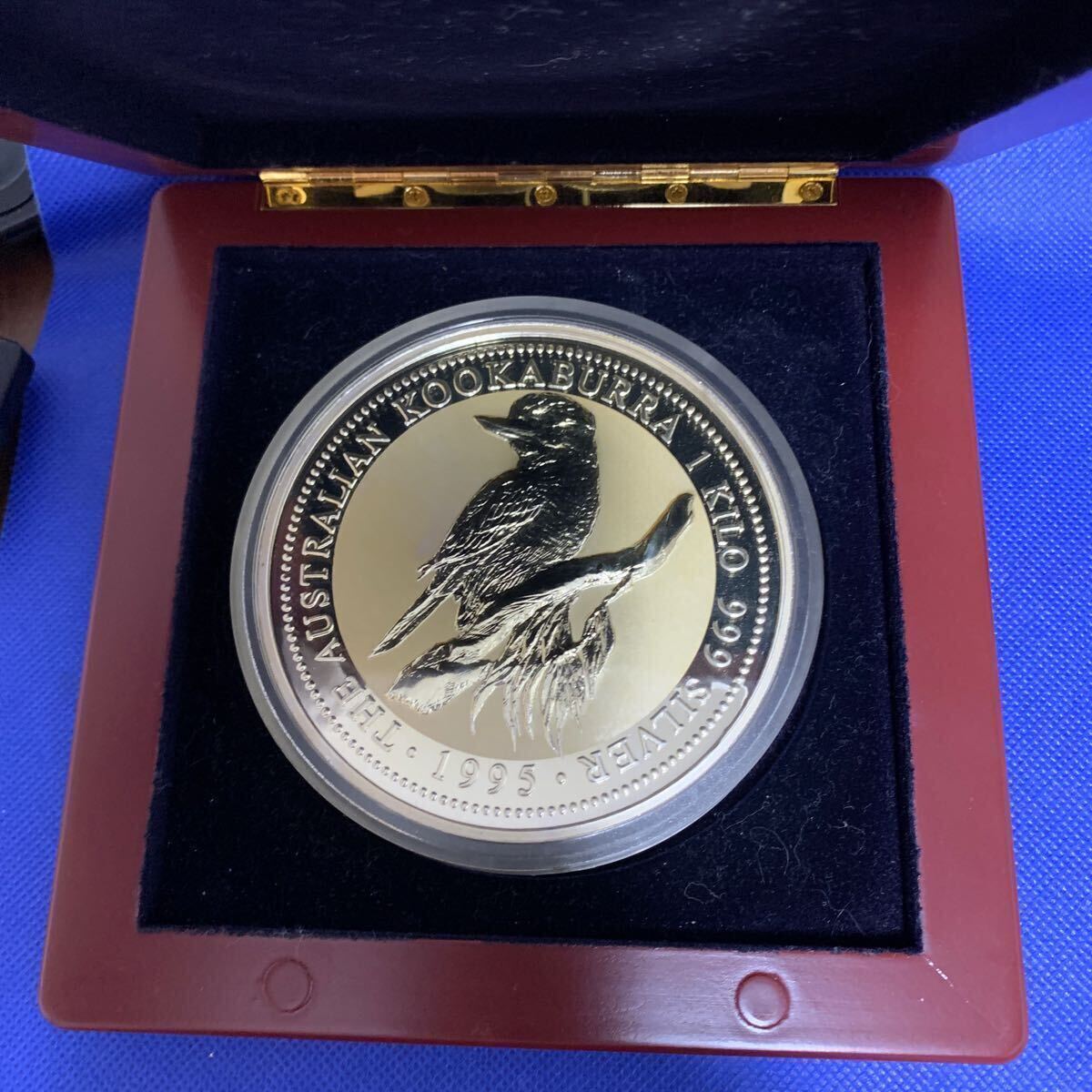 オーストラリア1995年 カワセミ銀貨30ドル 1kg エリザベス2世 オーストラリア1995年 カワセミ銀貨30ドル 1kg エリザベス2世
