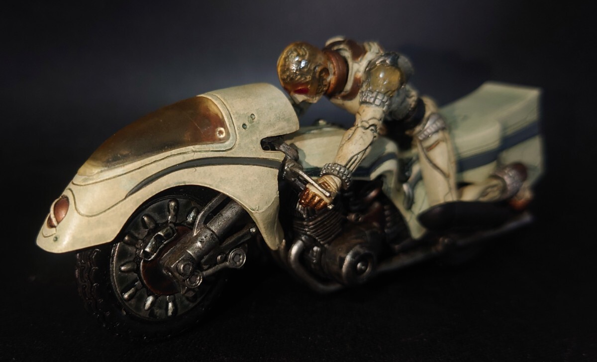 S.I.C.匠魂 VOL.4 キカイダー & バイク &サイドマシーン ホワイトカラー 竹谷隆之氏原型製作 塗装済み完成品 フィギュア 正規品 同梱歓迎_画像2