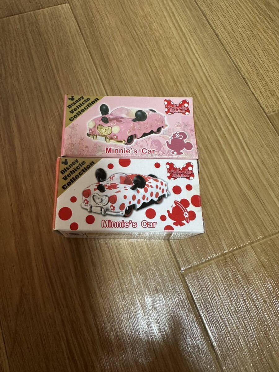 ディズニー　トミカ　ミニーコンバーティブル ミニーのスタイルスタジオ 2種類