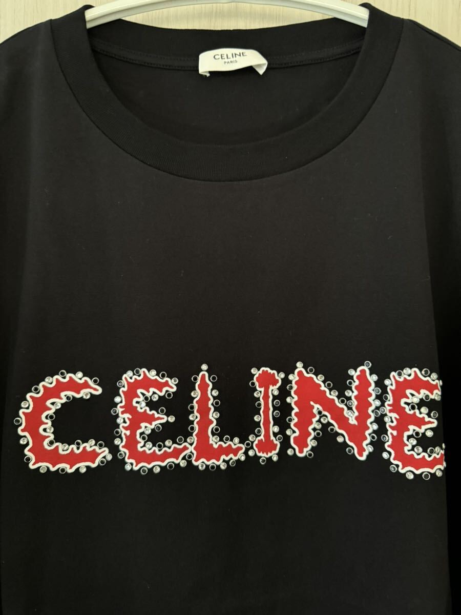 新品CELINEセリーヌ 黒赤スタッズ ロゴビジュー装飾半袖Tシャツ 新品CELINEセリーヌ 黒赤スタッズ ロゴビジュー装飾半袖Tシャツ