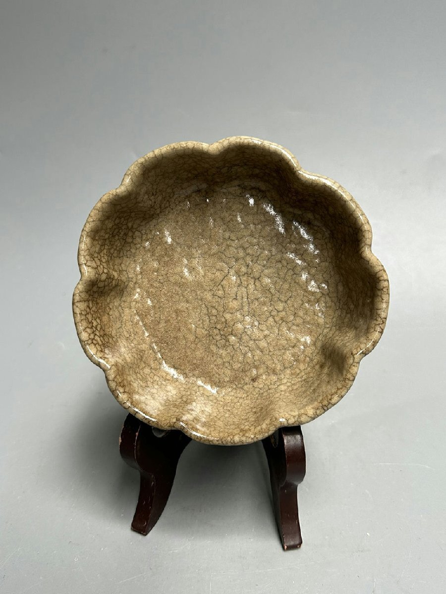 お手頃価格 ▽渡鶴羽▽P714南宋 哥窯米黄釉花口洗 玉津園☆時代陶磁☆古陶磁 宋
