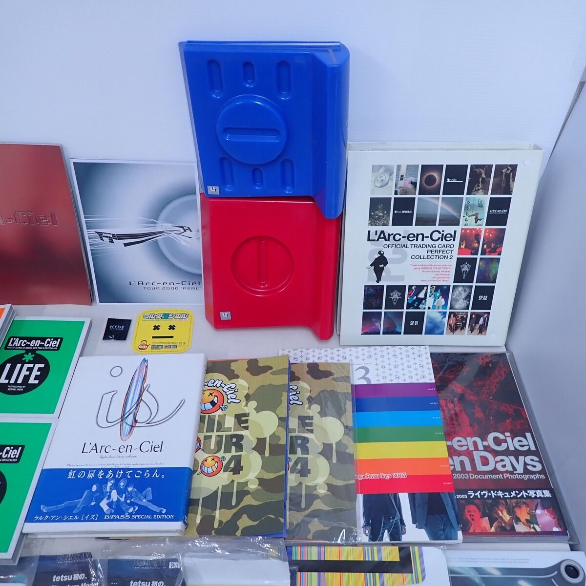L'Arc〜en〜Ciel グッズ トレカ/写真集/DVD/パンフレット/缶 L'Arc〜en〜Ciel グッズ トレカ/写真集/DVD/パンフレット/缶