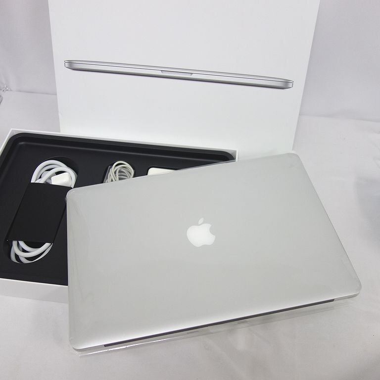 MacBook Pro 15インチ Mid 2015 2.8GHz Core i7 16GB SSD/1TB USキー バッテリー小膨張 送料無料 インボイス可 【お本0807-200-0808】清