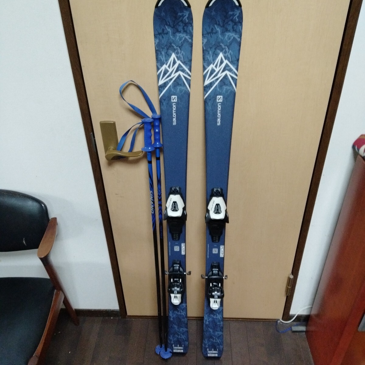 Yahoo!オークション - SALOMON スキー QST MAX−JR ストック付 Yahoo!オークション - SALOMON スキー QST MAX−JR ストック付