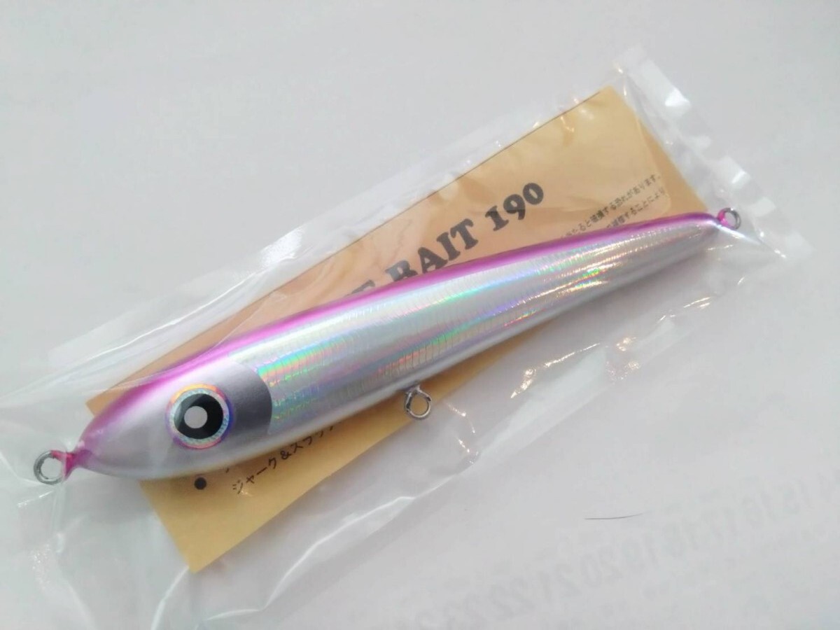 Fishtrippersvillage フィッシュトリッパーズヴィレッジ Fishtrippersvillage フィッシュトリッパーズヴィレッジ