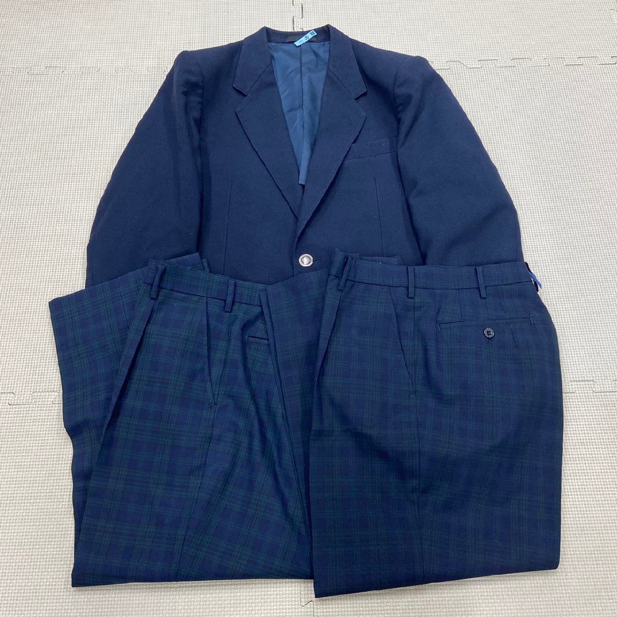 Y981/T958(中古)栃木県 宇都宮市立泉が丘中学校(旧制服) 男子制服 3点 /ブレザー:175A/紺/冬夏ズボン:W79/チェック柄/KANKO/卒業生品