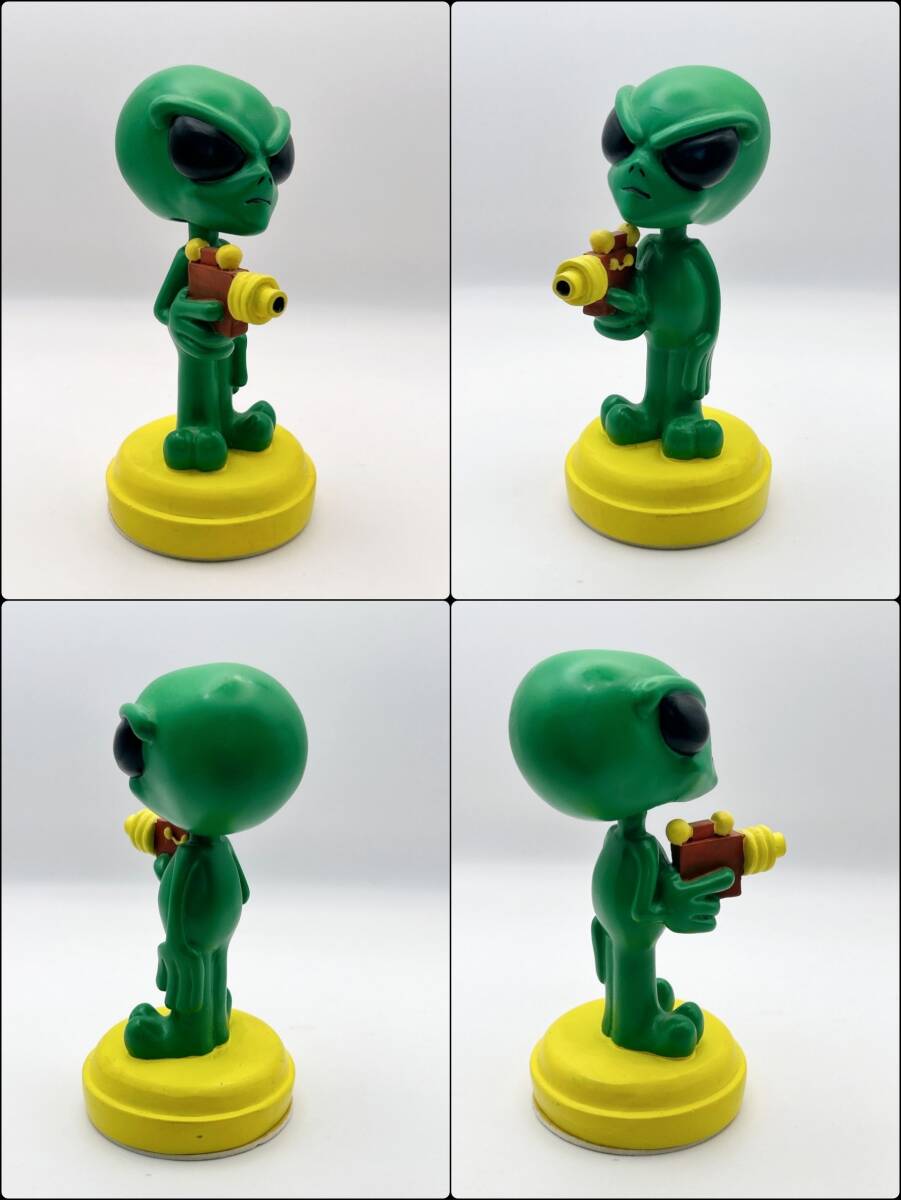 激レア☆リトル・グリーン・メン☆光るチェーンフィギュア 2006年 非売品 〓ボブルヘッド〓 リトルグリーンメン グレイ エイリアン 宇宙人