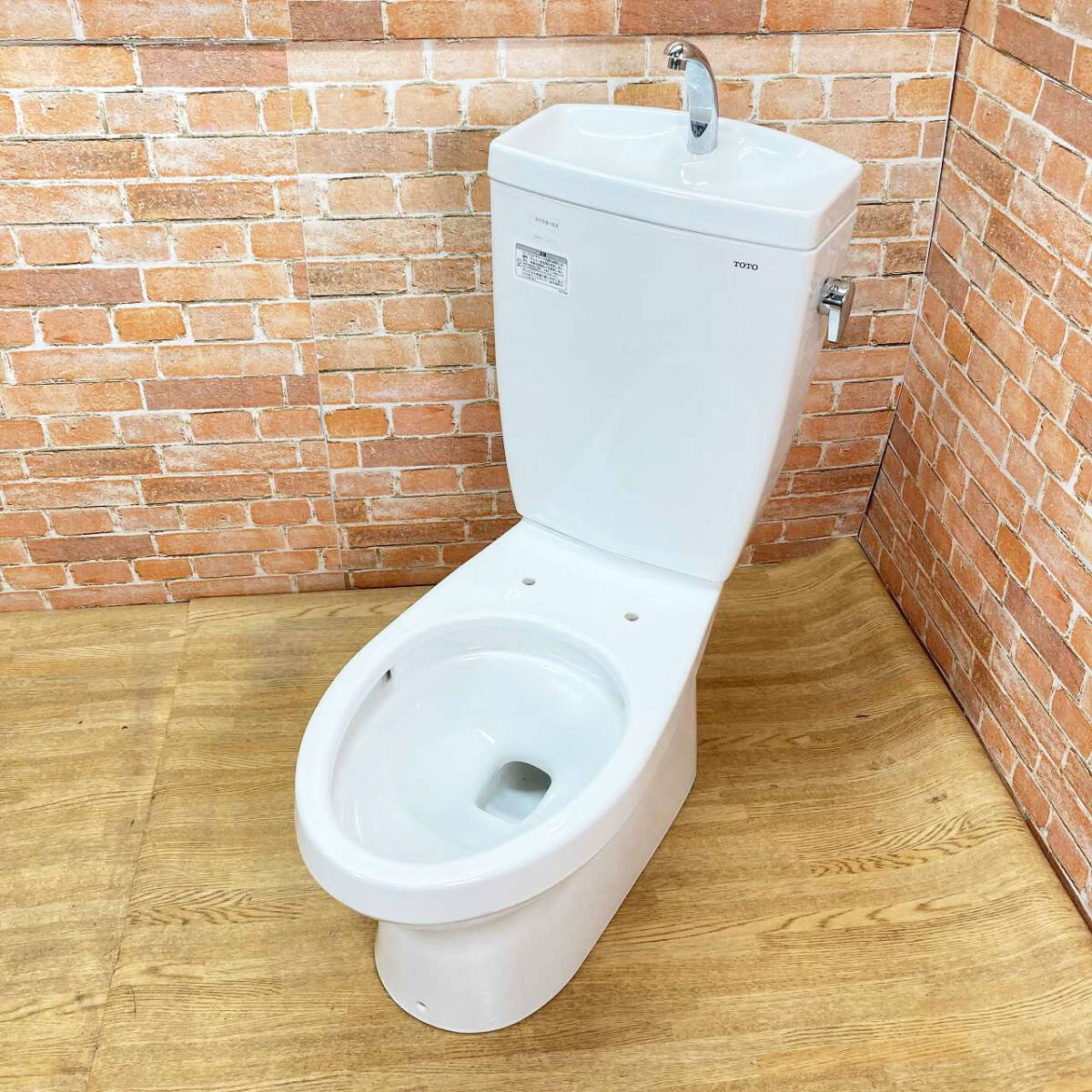 Yahoo!オークション - 【美品】TOTO トイレ 洋式便器 (床下排水 Yahoo!オークション - 【美品】TOTO トイレ 洋式便器 (床下排水