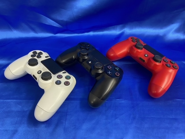 ジャンク PS4 デュアルショック4 コントローラー 3個まとめ売り 動作未確認