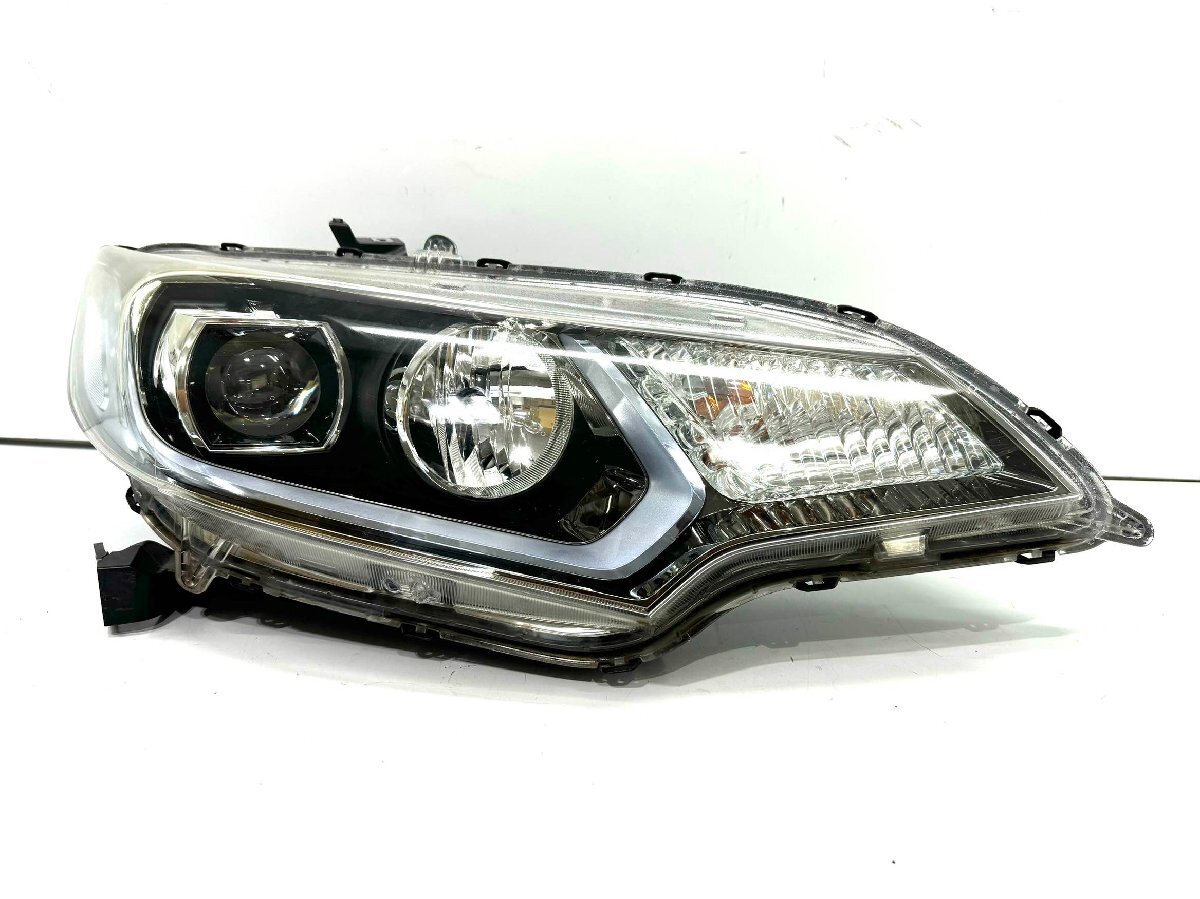 ★良品★　ホンダ　フィット　ハイブリッド　GP5/6　前期　純正　右　LED　ヘッドライト　STANLEY W1948 刻印5 （99A-38）