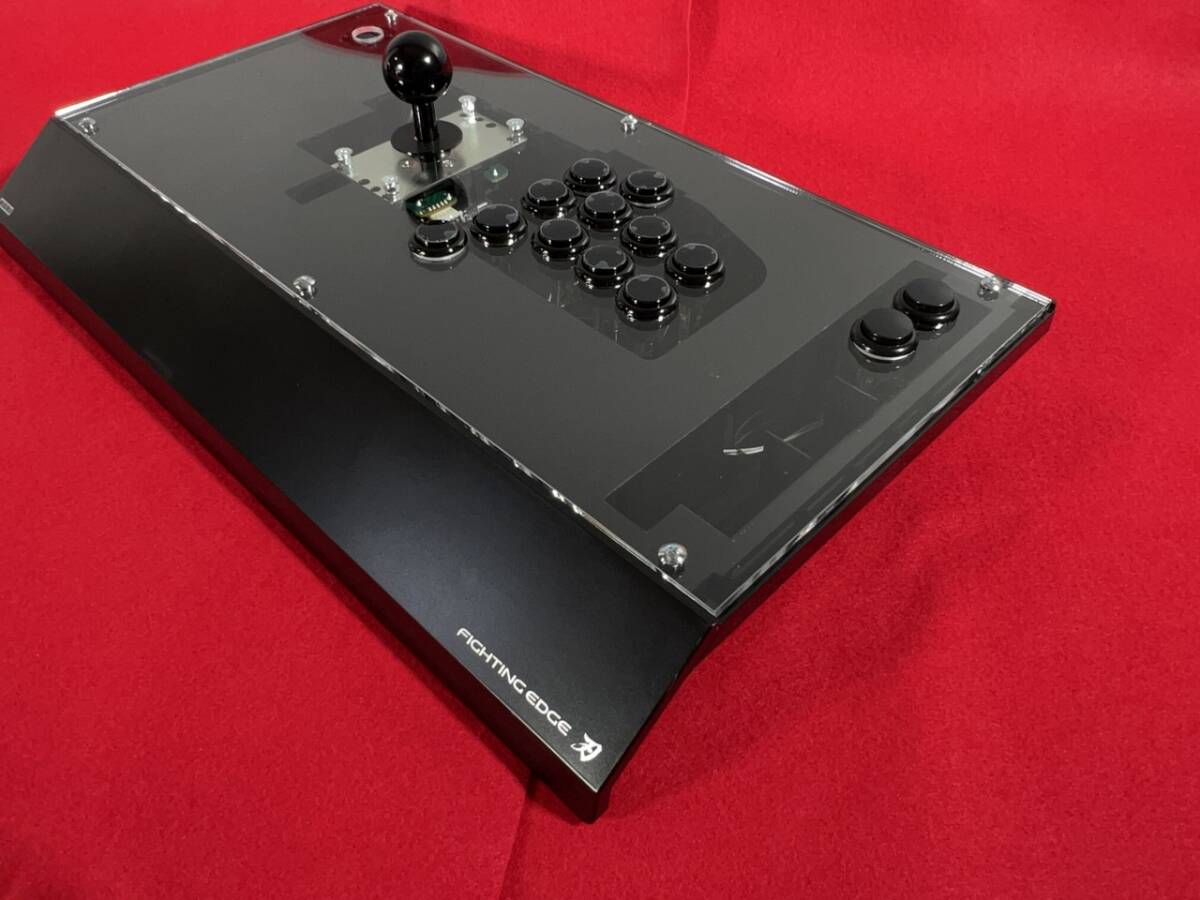 PS5対応】ファイティングエッジ 右手24mm ボタン増設カスタム PS5対応】ファイティングエッジ 右手24mm ボタン増設カスタム