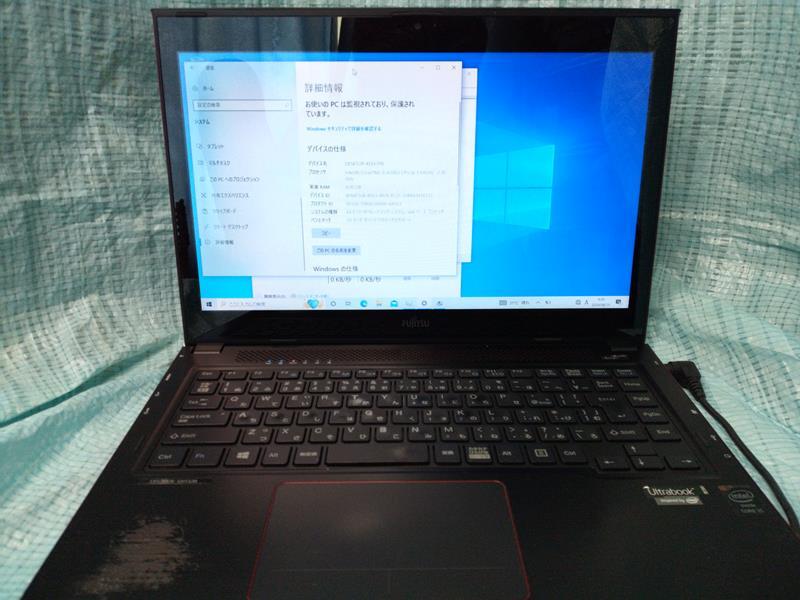 LIFEBOOK UH55/M (Core i5 4200 メモリ4G HDD:500G) X28