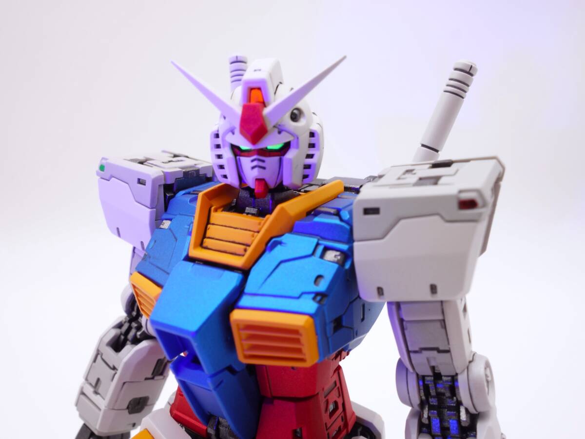 Yahoo!オークション - RG 1/144 RX-78-2 ガンダム Ver.2.0 塗装 Yahoo!オークション - RG 1/144 RX-78-2 ガンダム Ver.2.0 塗装