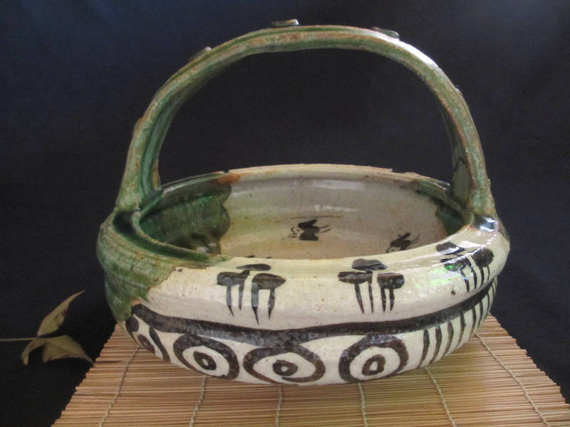 茶道具 香合 竹張り 三日月 秋草の絵 鵬雲斎好写 道場宗廣作 茶道 茶道具 香合 竹張り 三日月 秋草の絵 鵬雲斎好写 道場宗廣作 茶道