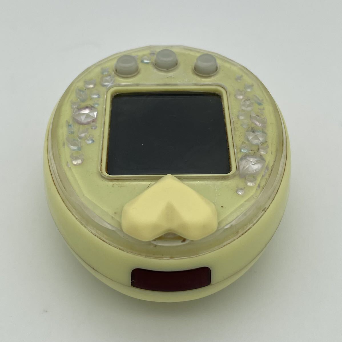 Yahoo!オークション - Tamagotchi たまごっちピース P's 黄色 Yahoo!オークション - Tamagotchi たまごっちピース P's 黄色