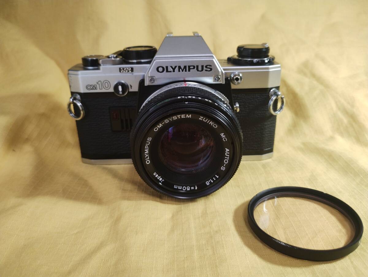 【外観きれいな中古】オリンパス OM-10＋ZUIKO AUTO-S-1:1.8 F＝50ｍｍ（SN412976)