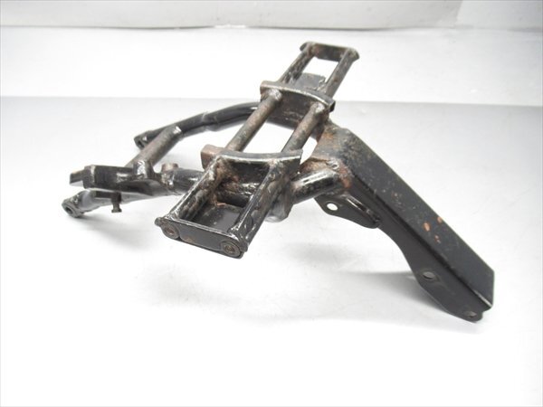 H2R6-0802 Suzuki GZ150 подрамник оригинальный [LC6NG48A0C110~ анимация иметь ]