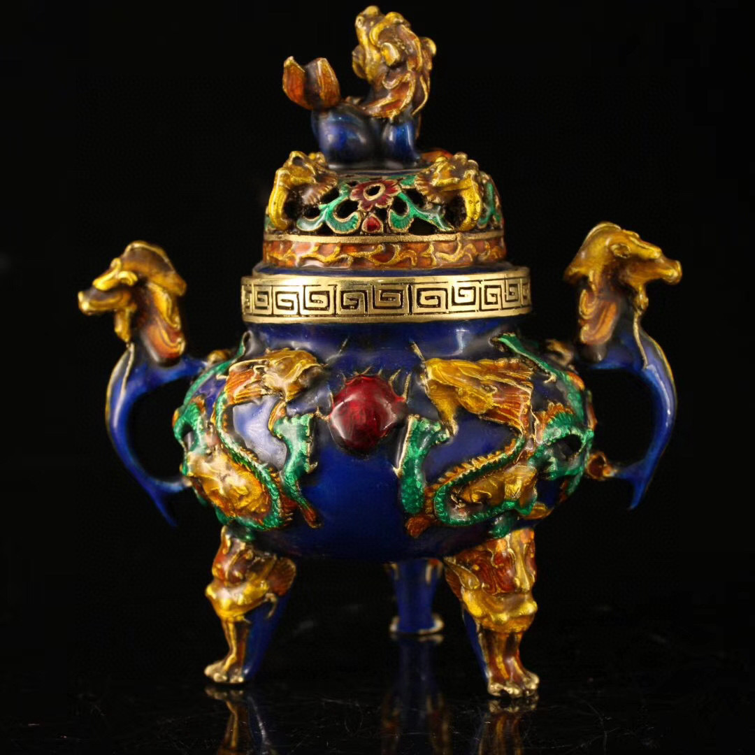 超珍館蔵】銅製 景泰藍 琺瑯彩 雙獣耳 二龍戲珠紋 獅蓋三足熏 超珍館蔵】銅製 景泰藍 琺瑯彩 雙獣耳 二龍戲珠紋 獅蓋三足熏