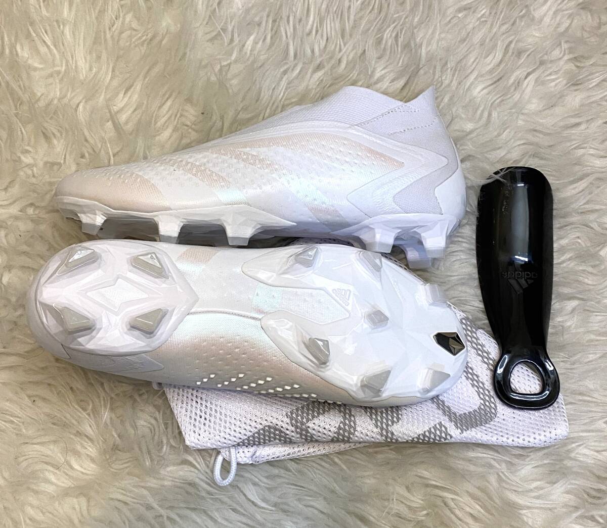激レア即決/プレミアムモデル/紐なし》adidas PREDATOR 激レア即決/プレミアムモデル/紐なし》adidas PREDATOR