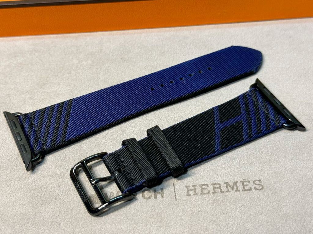 即決 Apple Watch Hermes 45mm 44mm ジャンピング 黒/ブルー 即決 Apple Watch Hermes 45mm 44mm ジャンピング 黒/ブルー