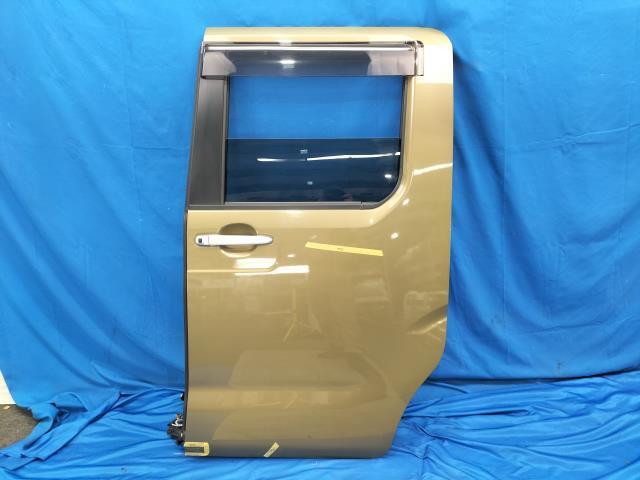 ウェイク DBA-LA700S 左RドアASSY L G55 67004-B2240