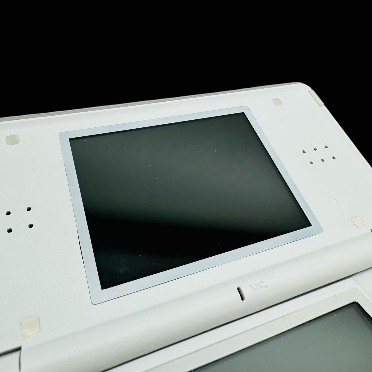 ニンテンドーDS lite ポケモンだいすきクラブ ピカチュウ ニンテンドーDS lite ポケモンだいすきクラブ ピカチュウ
