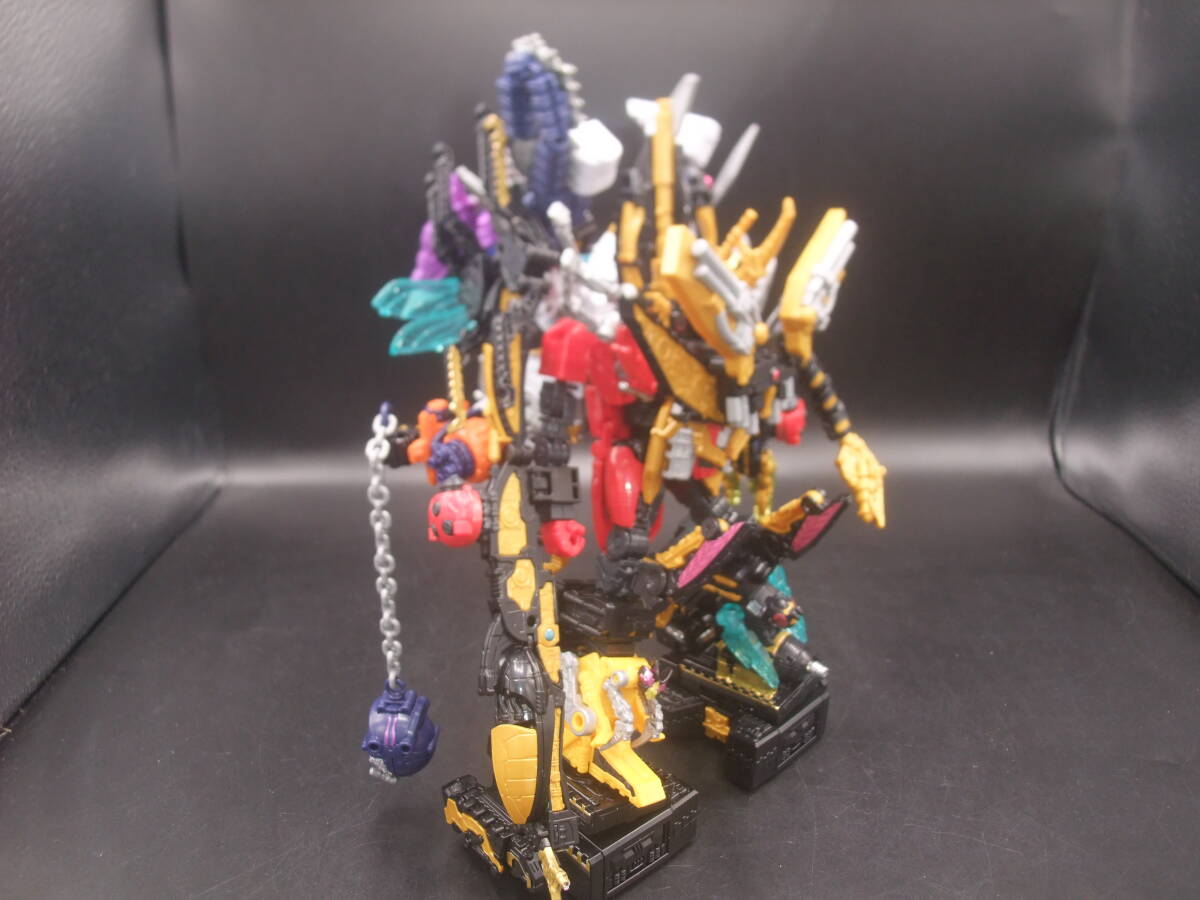 ミニプラ ゴッドキングオージャー (レジェンドシュゴッド ミニプラ ゴッドキングオージャー (レジェンドシュゴッド
