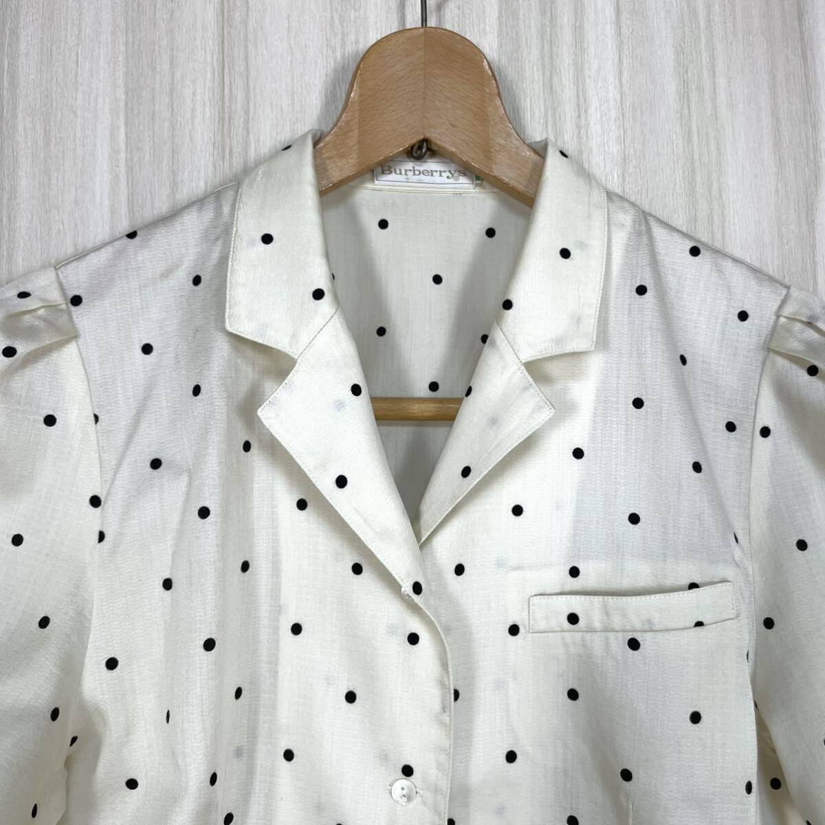 美品 C-TK83 Burberry's バーバリーズ 半袖ブラウス 半袖シャツ 美品 C-TK83 Burberry's バーバリーズ 半袖ブラウス 半袖シャツ