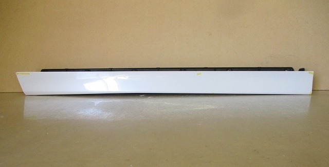 アルファード/ヴェルファイア AGH30W/AGH35W GGH30W/GGH35W AYH30W S/Z 左フロントドア用サイドパネル 76904-58060 ▼34356/8上A/う
