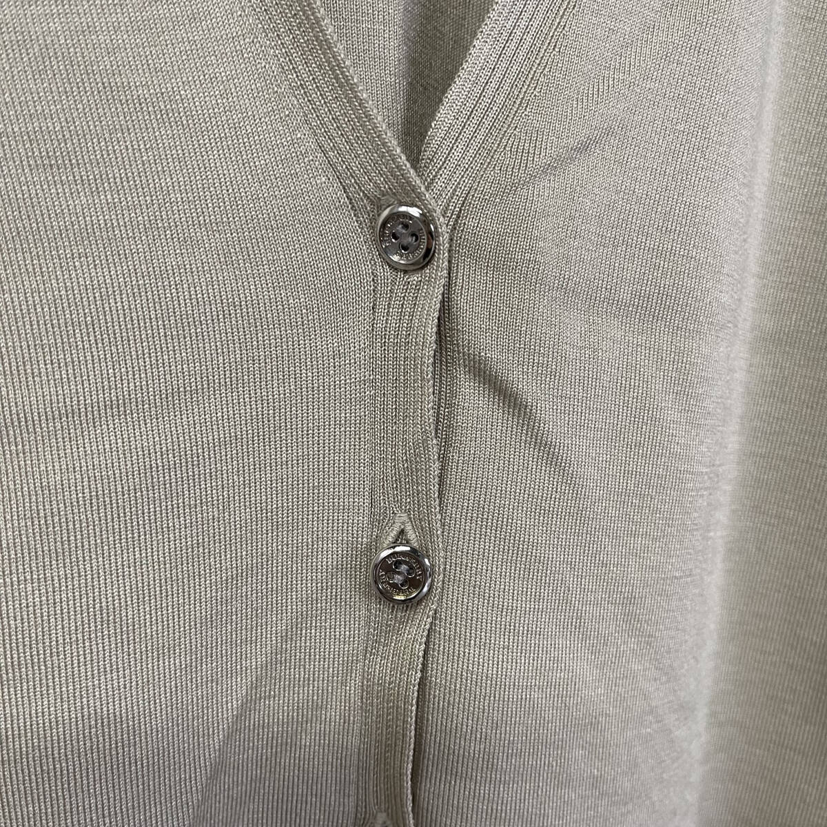BURBERRY LONDON バーバリー カーディガン サイズ2 ベージュ BURBERRY LONDON バーバリー カーディガン サイズ2 ベージュ