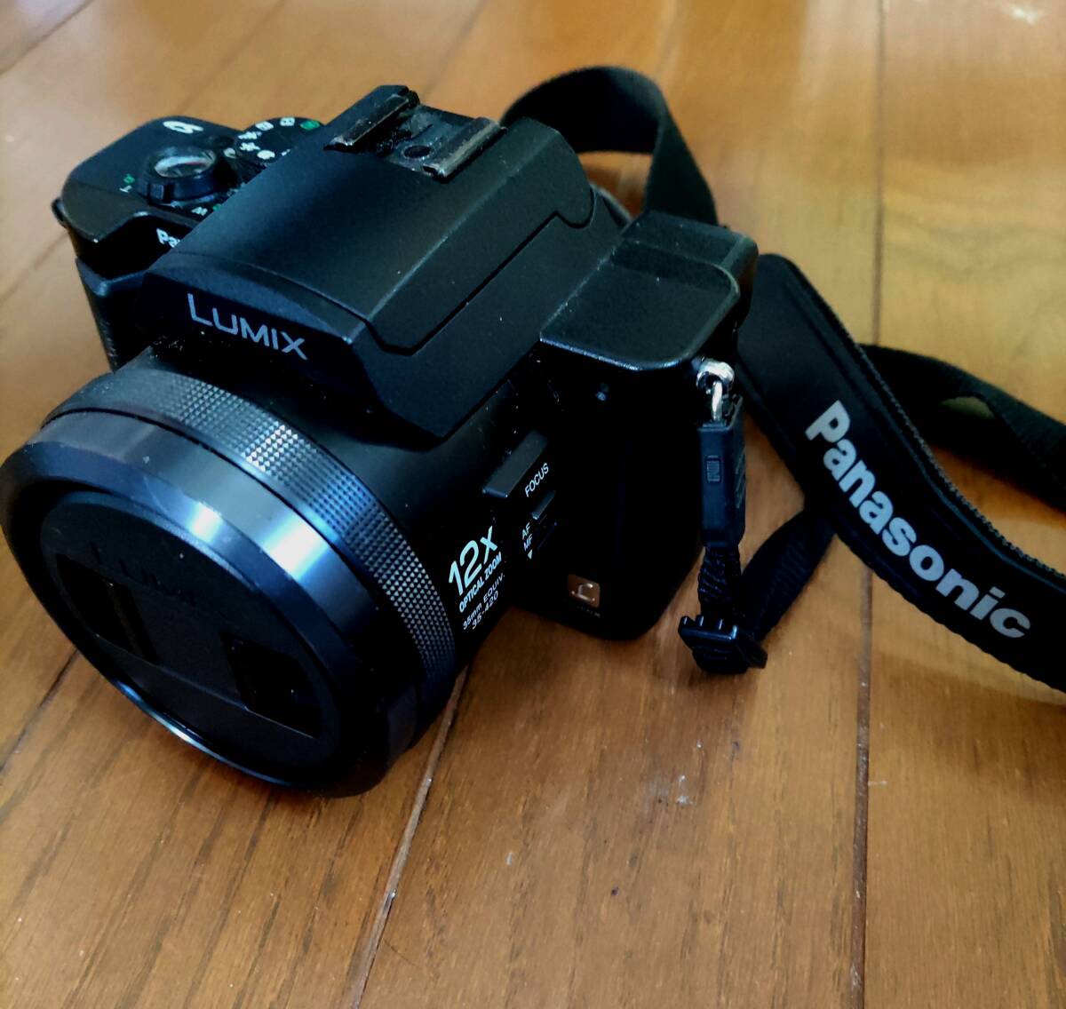 極美品 Panasonic パナソニック LUMIX ルミックス DMC-L10 希少 極美品 Panasonic パナソニック LUMIX ルミックス DMC-L10 希少